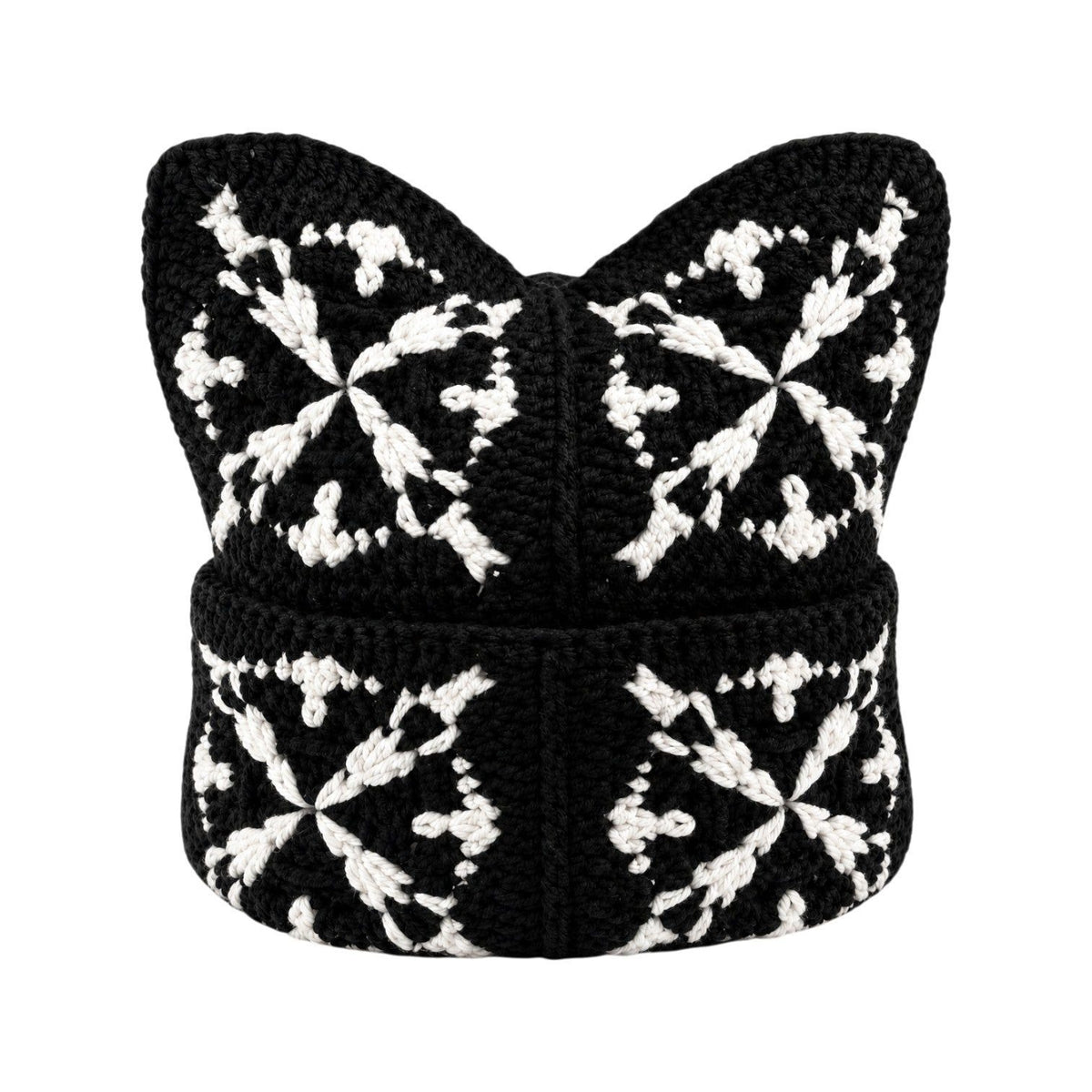 ARKYVE White Seal Crochet Cat Hat